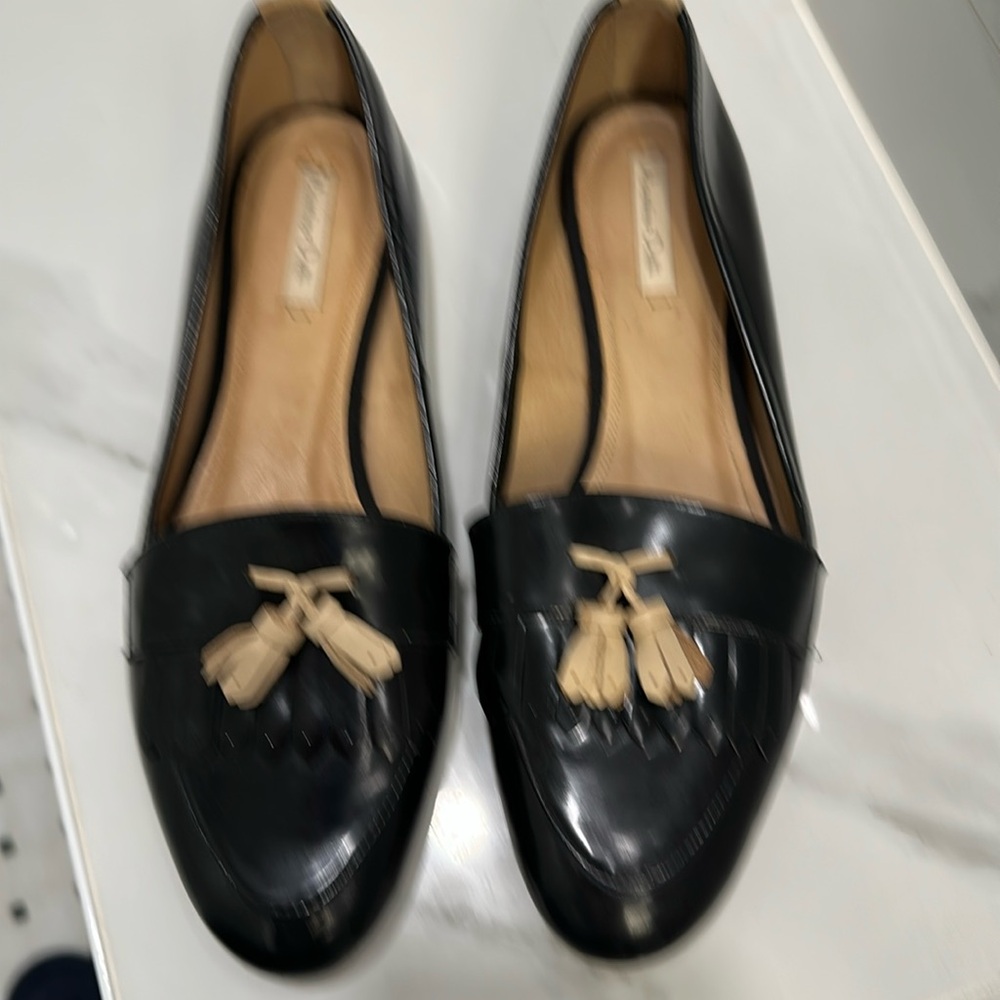 Massimo Dutti Black and Beige Leather Loafers in Exellent Used Condition s EU38